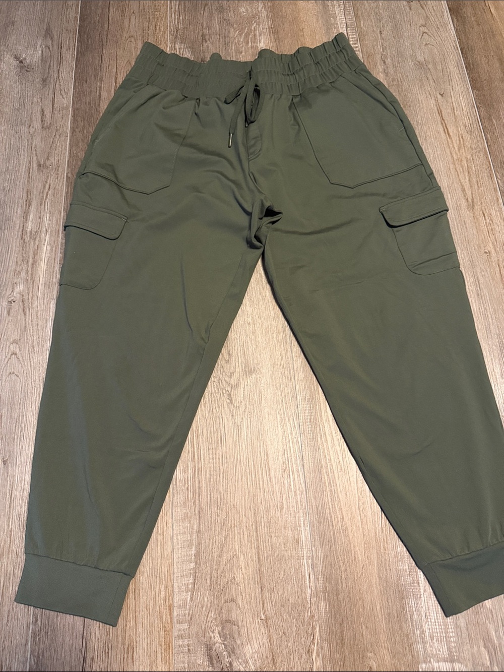 Mondetta Olive Cargo Joggers